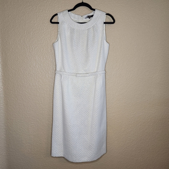 Alex Marie Dresses & Skirts - Alex Marie Vintage White Sleeveless Sheath Dress Midi, Metalic Details Size 8